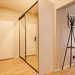 Sting Boutique Apartment *