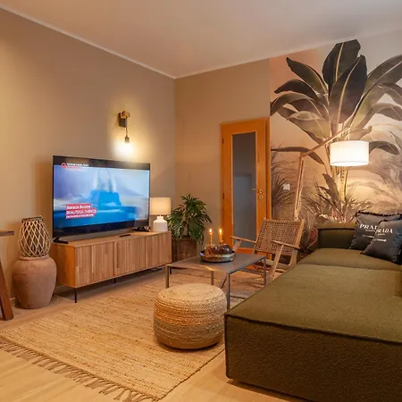 Sting Boutique Apartment *