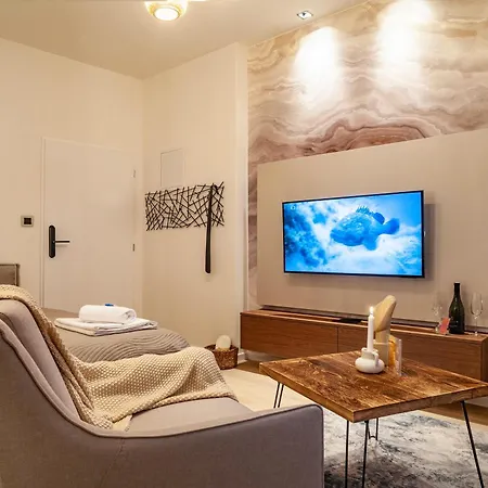 Apartment Sting Boutique